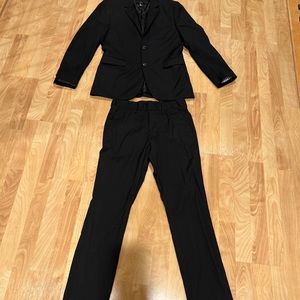 Men’s H&M Black Suit Size 36R Regular Fit